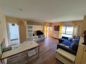 HiGuests - Family Apartment Near the Beach with Pool